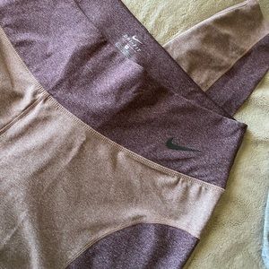 NIKE leggings
